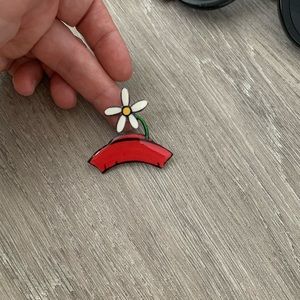 Minnie Mouse Retro Hat Brooch